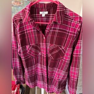 Women’s flannel shirt